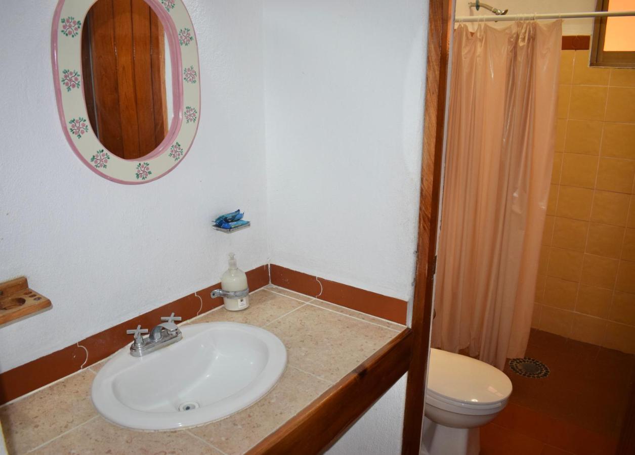 Hotel Casa Arena Zihuatanejo Bagian luar foto