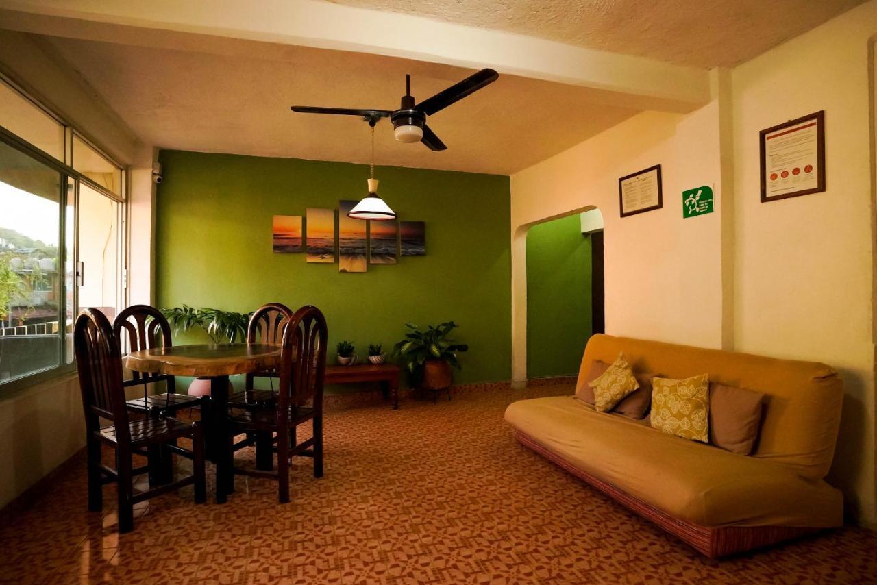 Hotel Casa Arena Zihuatanejo Bagian luar foto