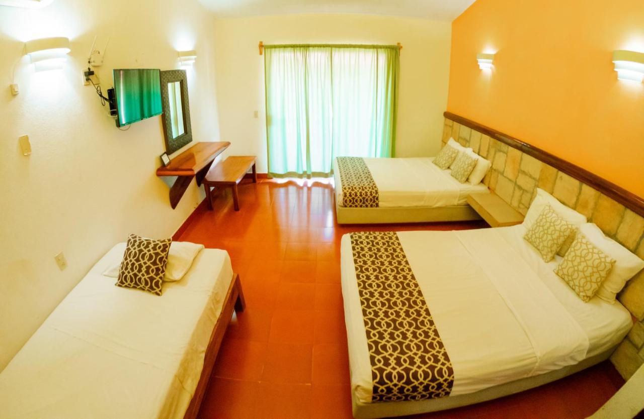 Hotel Casa Arena Zihuatanejo Bagian luar foto